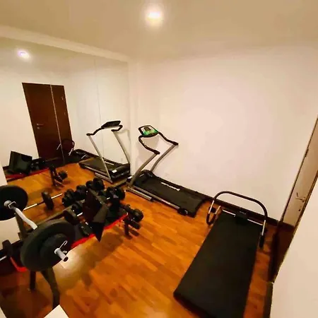Apartament Bitez Located Duplex House With Private Pool, Cinema, Office With Pc, Gym, Private Garage
