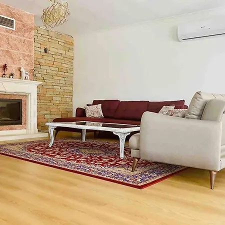 Apartament Bitez Located Duplex House With Private Pool, Cinema, Office With Pc, Gym, Private Garage *