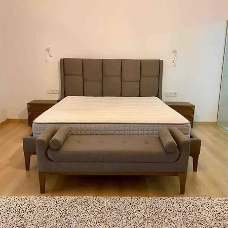 Bitez Located Duplex House With Private Pool, Cinema, Office With Pc, Gym, Private Garage Бодрум